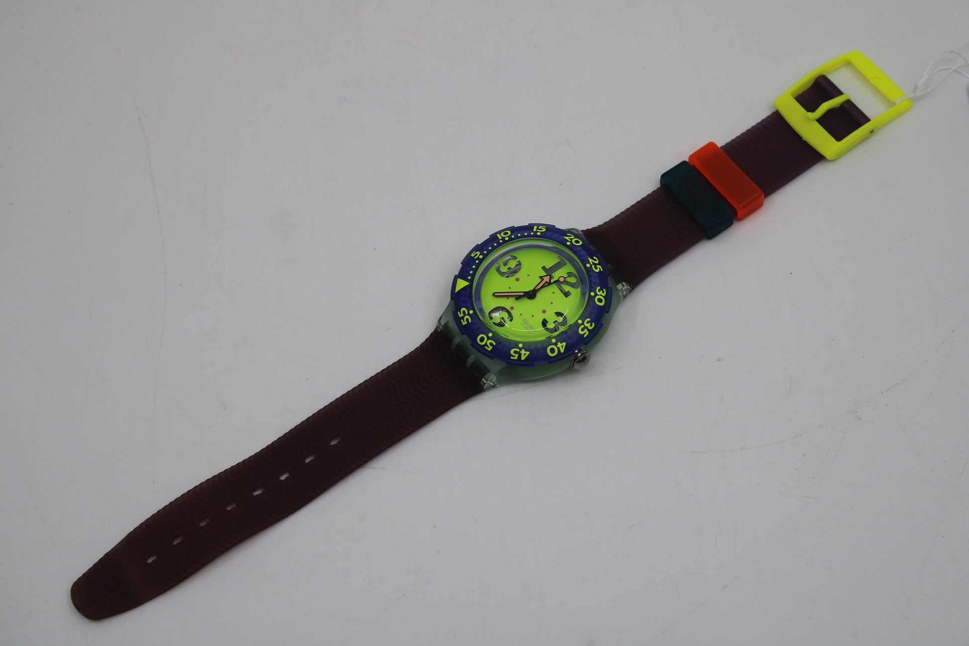 1992 Scuba SDN103 'Spray Up', vintage Swatch, UNWORN, New Old Stock condition, working 100%, ORIGINAL strap