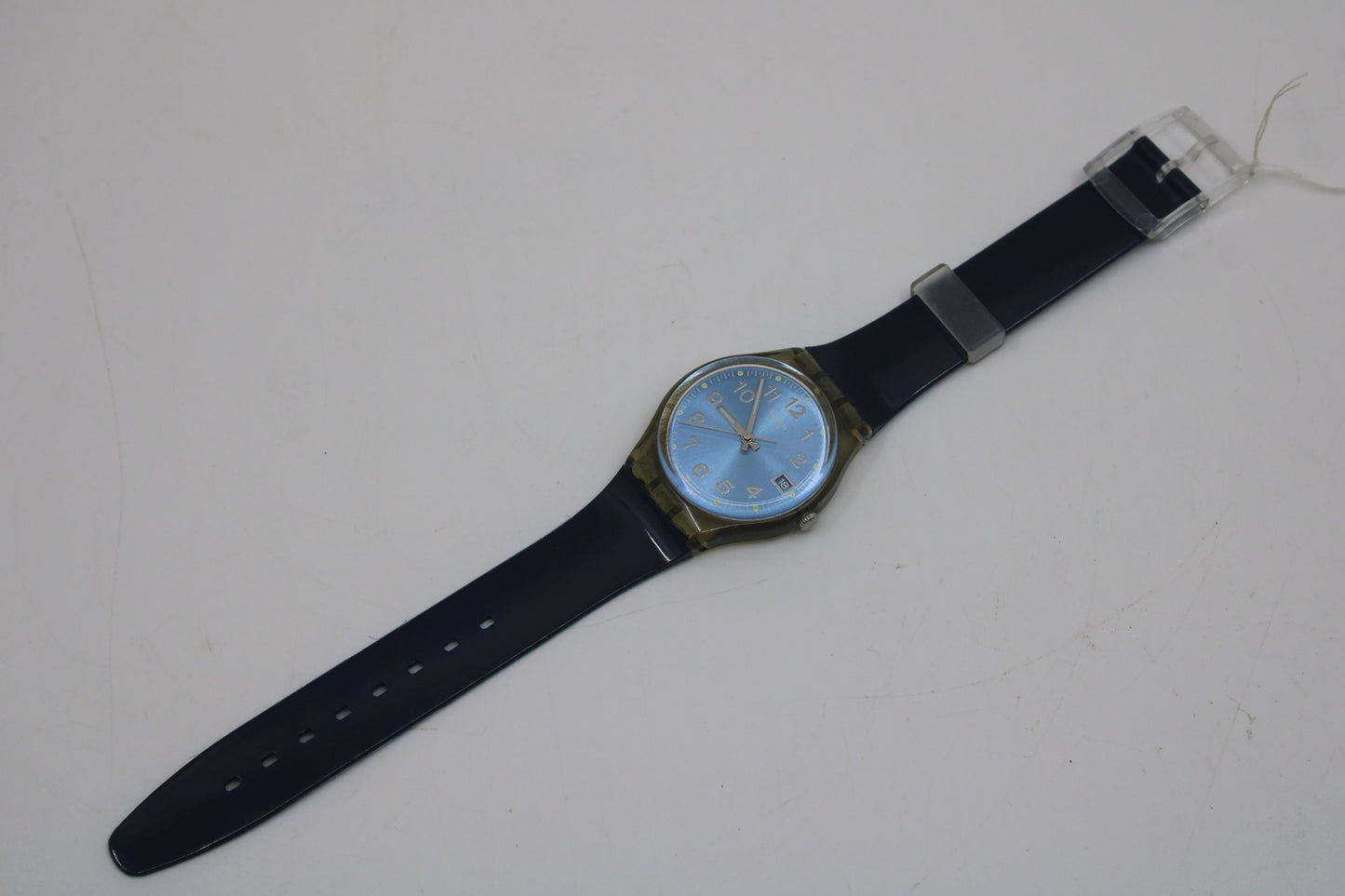2000, 17mm Gents Swatch, 'Blue Choco', G415, rough condition, in perfect working order!