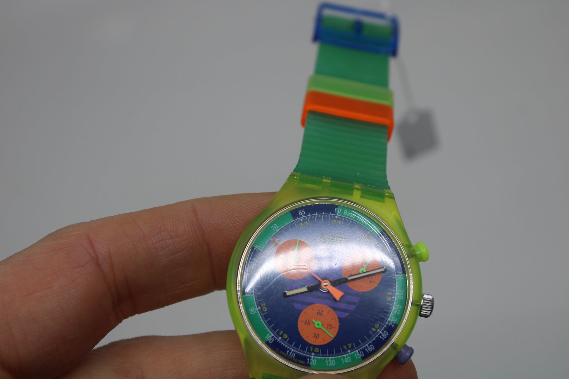 NEAR MINT 1991 Swatch Neo Wave wristwatch, SCJ100 Fluorescent Chronograph, Original Strap