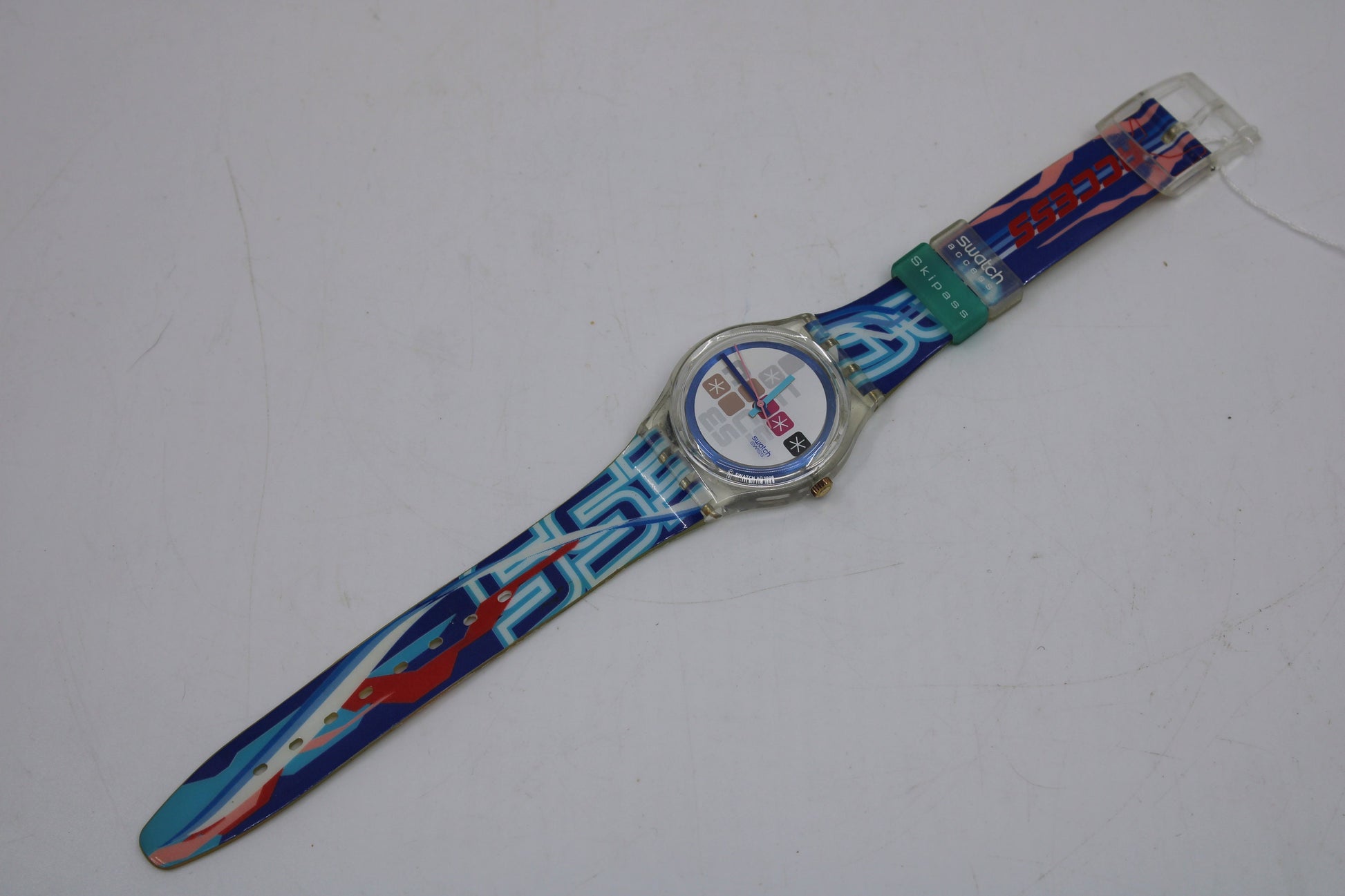 1997 Vintage Gents Access Swatch 'Comin' Thru' SKK105, in a VERY NICE condition, Working 100%