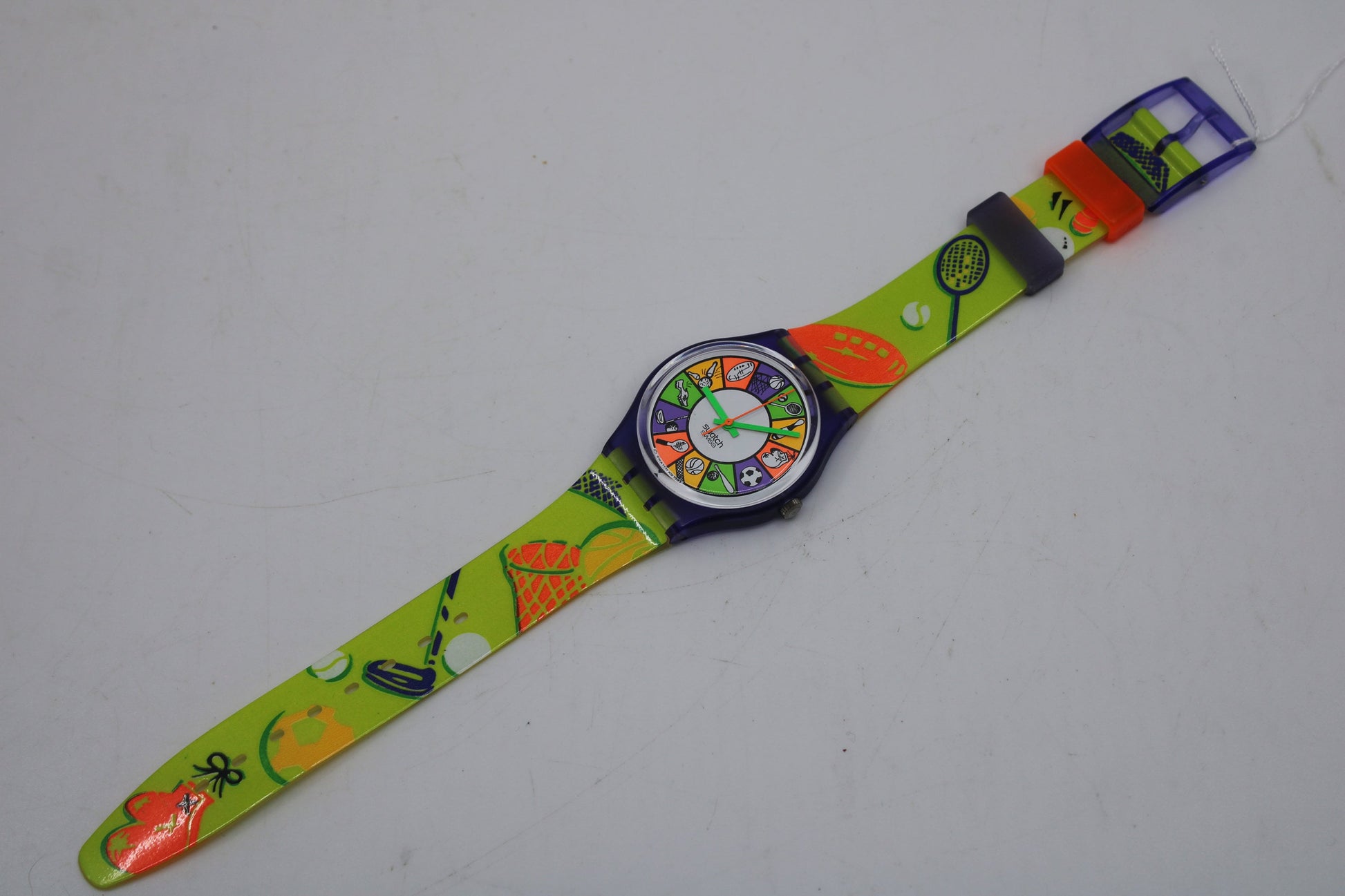 1994 NEW OLD STOCK Vintage Gents Swatch 'Cheerleader' GV107, Never Worn, working 100% with original strap