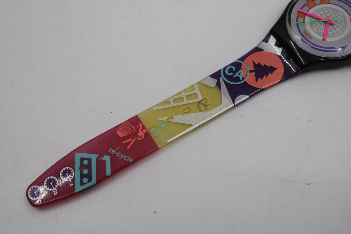 1992 Vintage Gents Swatch 'EAN Code' GB143, NEW Old STOCK, Never Used condition, working 100%, with the original strap