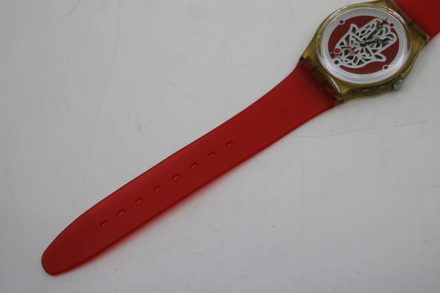 1996 Vintage Gents Swatch 'Wise Hand' GK213, it is in a rough, wearable condition, working 100%