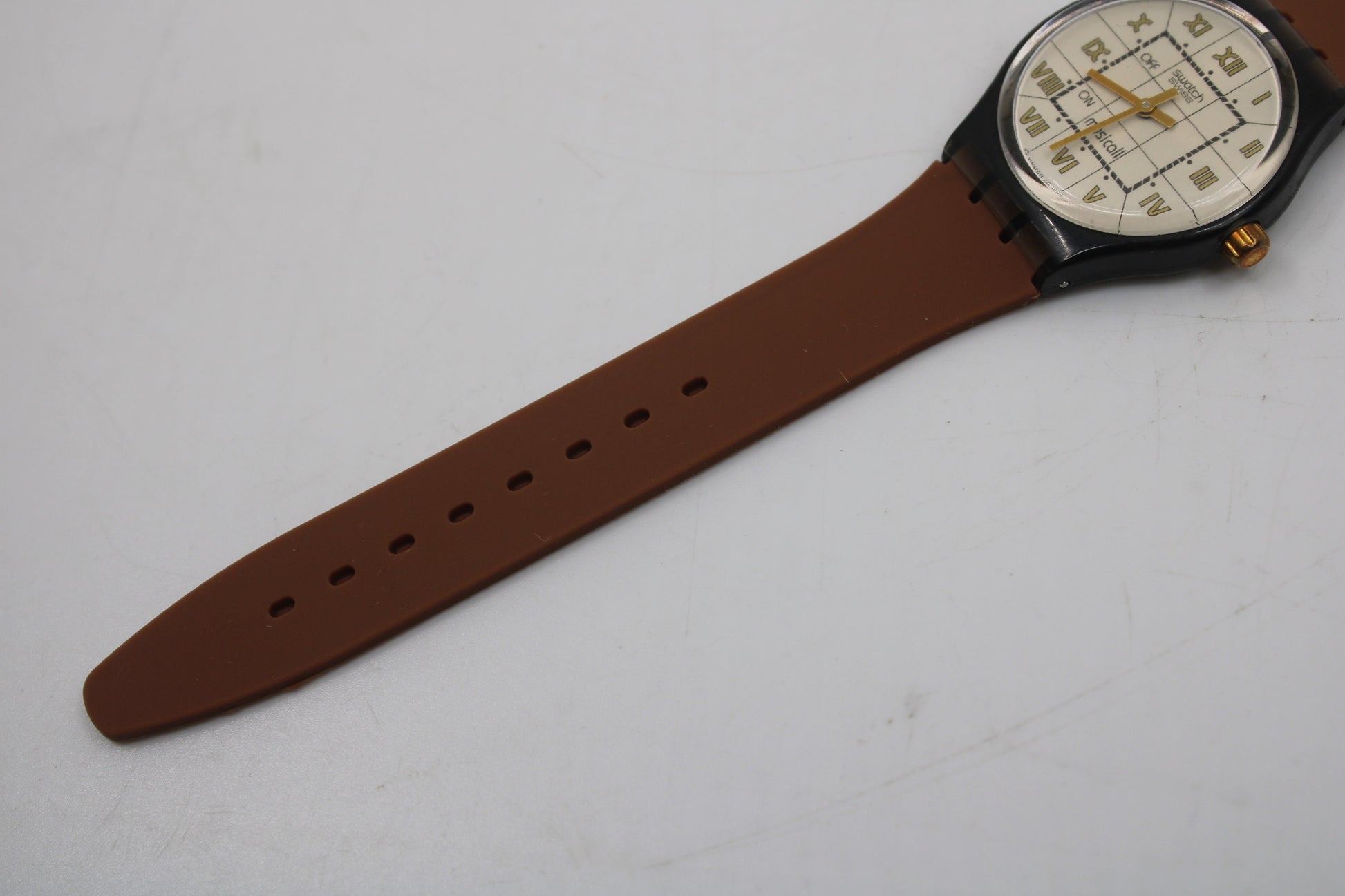 1995 'Ovation' , vintage gents Musicall Swatch SLM103, Very Nice Condition, working 100%