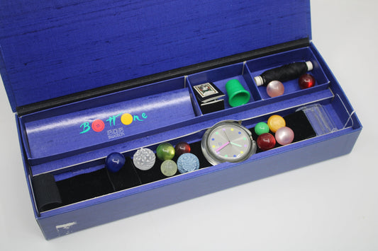1991, Very Early PopSwatch, X-mas special, 'Bottone', PWK153, NEW OLD STOCK, Never Used, New Battery, Working 100%