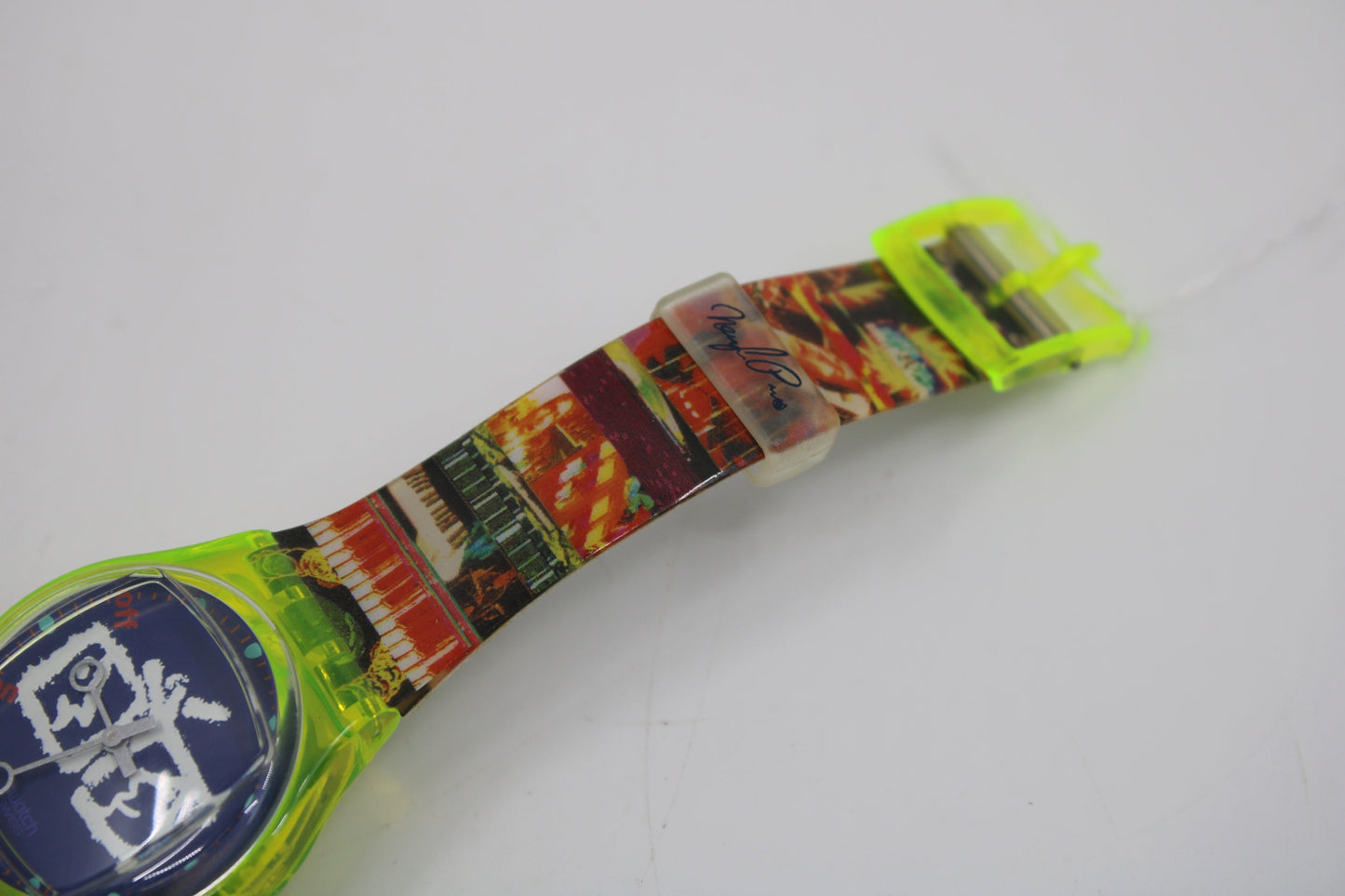 1996 Vintage Musicall Swatch 'Zapping' SLZ104, NICE, used condition, working 100% with original strap