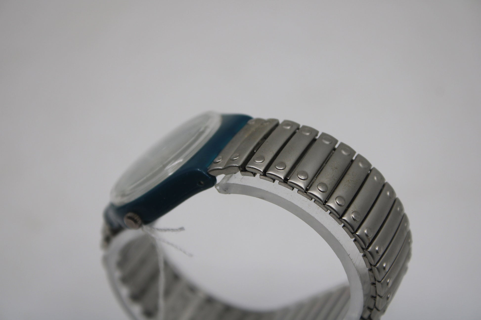 1992 Vintage Gents Swatch 'Steel Lite' GG403/404, it is in a nice, used condition, working 100% with the original strap