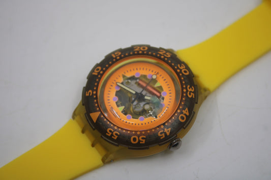 1991 Scuba SDK103 Hyppocampus, vintage Swatch, MINT Condition, Non-ORIGINAL Strap, NO box, working 100%