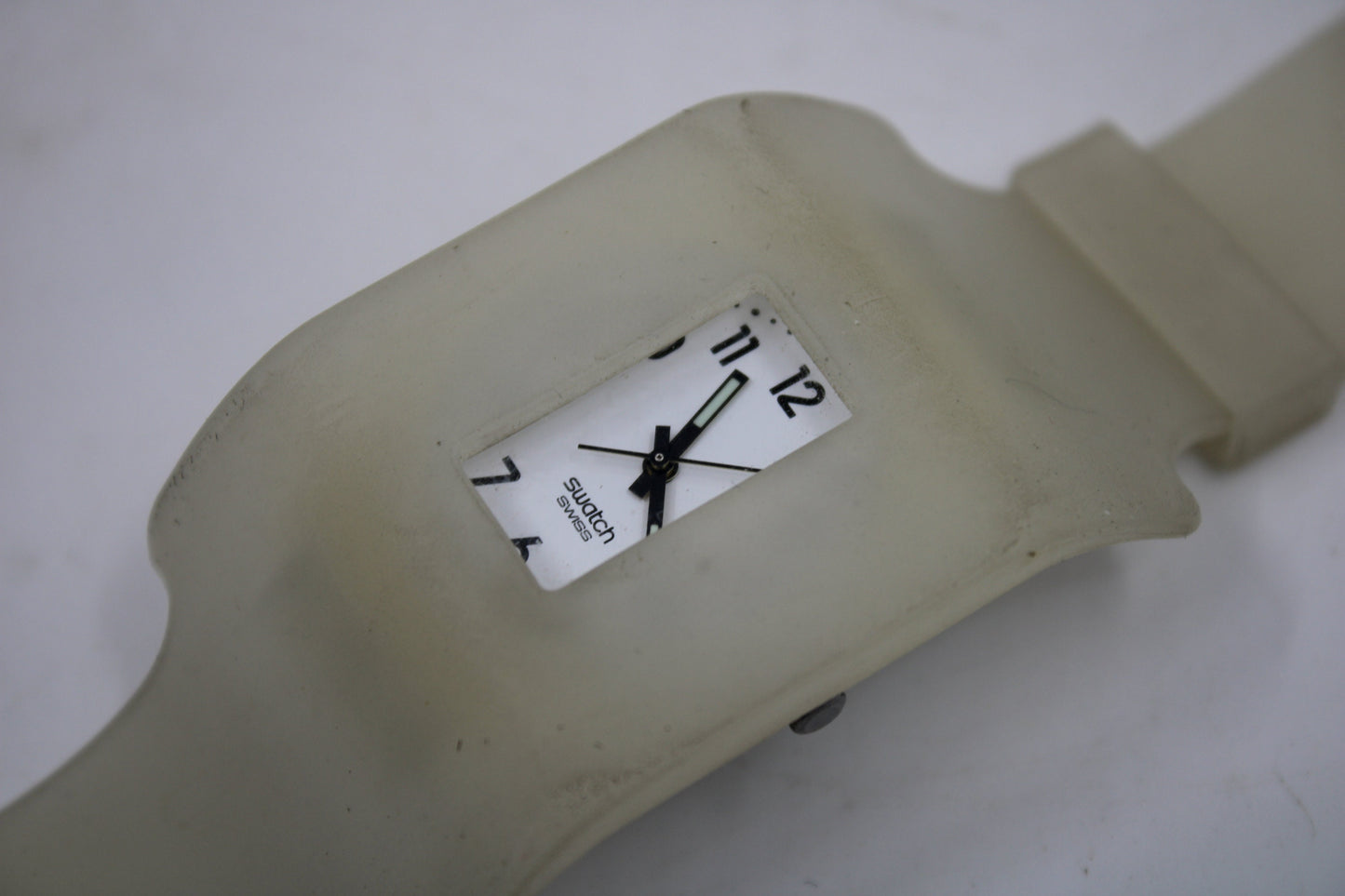 2001 Vintage Gents Swatch 'Lifting' GK912, in a nice, used condition, working 100%