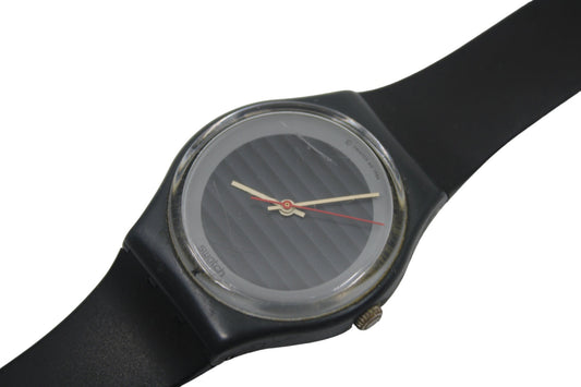 1987 Vintage Gents Swatch 'Silver Circle' GA105, Much used Condition, working 100% READ DESCRIPTION