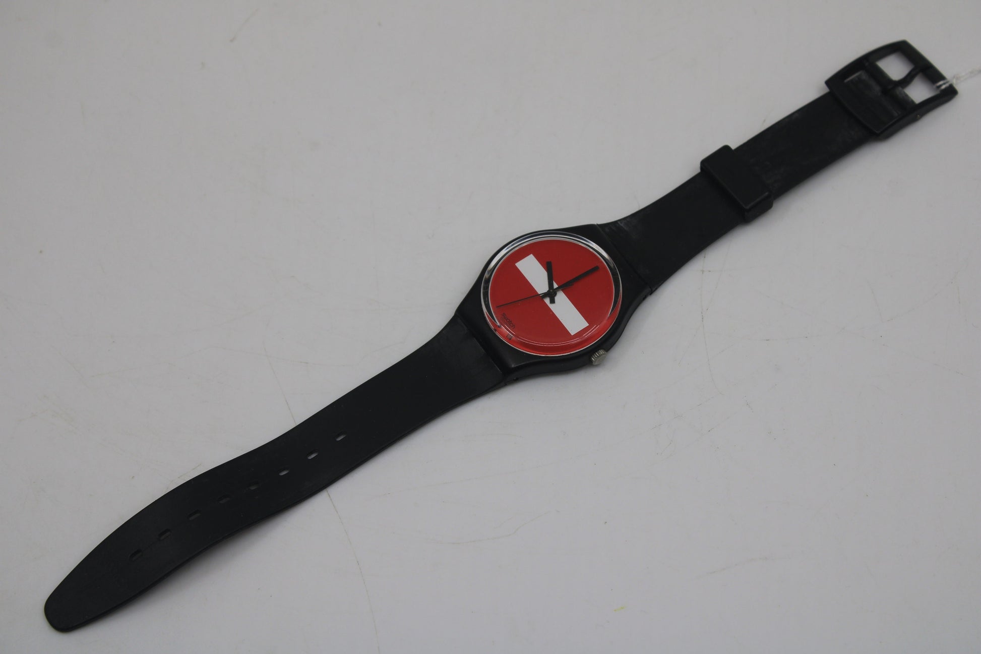 1967 Vintage Gents Swatch 'Don't' GB176, in a very nice condition, working 100% with original strap