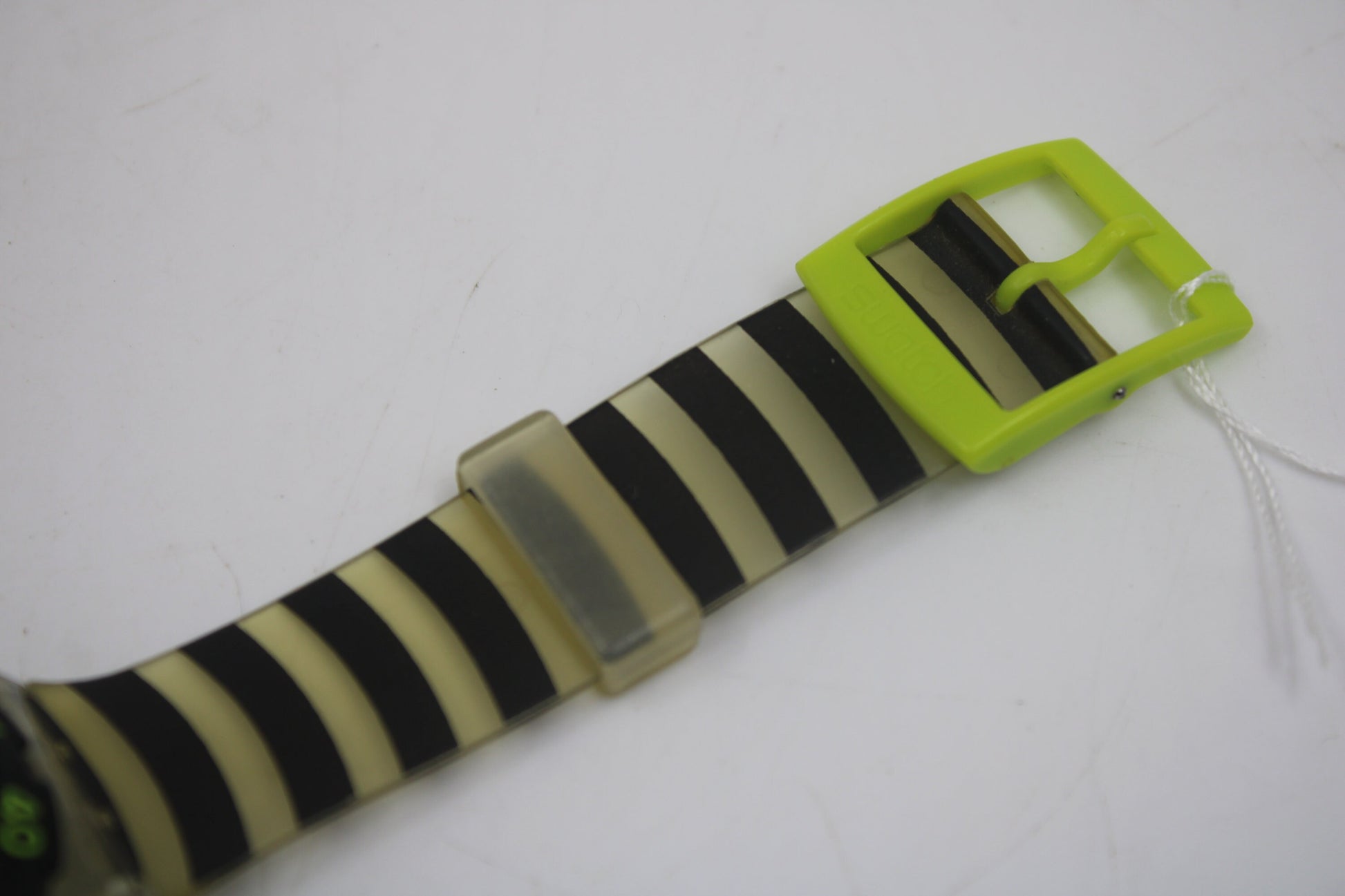 1996 Vintage Swatch Scuba 'Smile' SDK127, Mint or Unused Condition, Working 100%, Original Strap