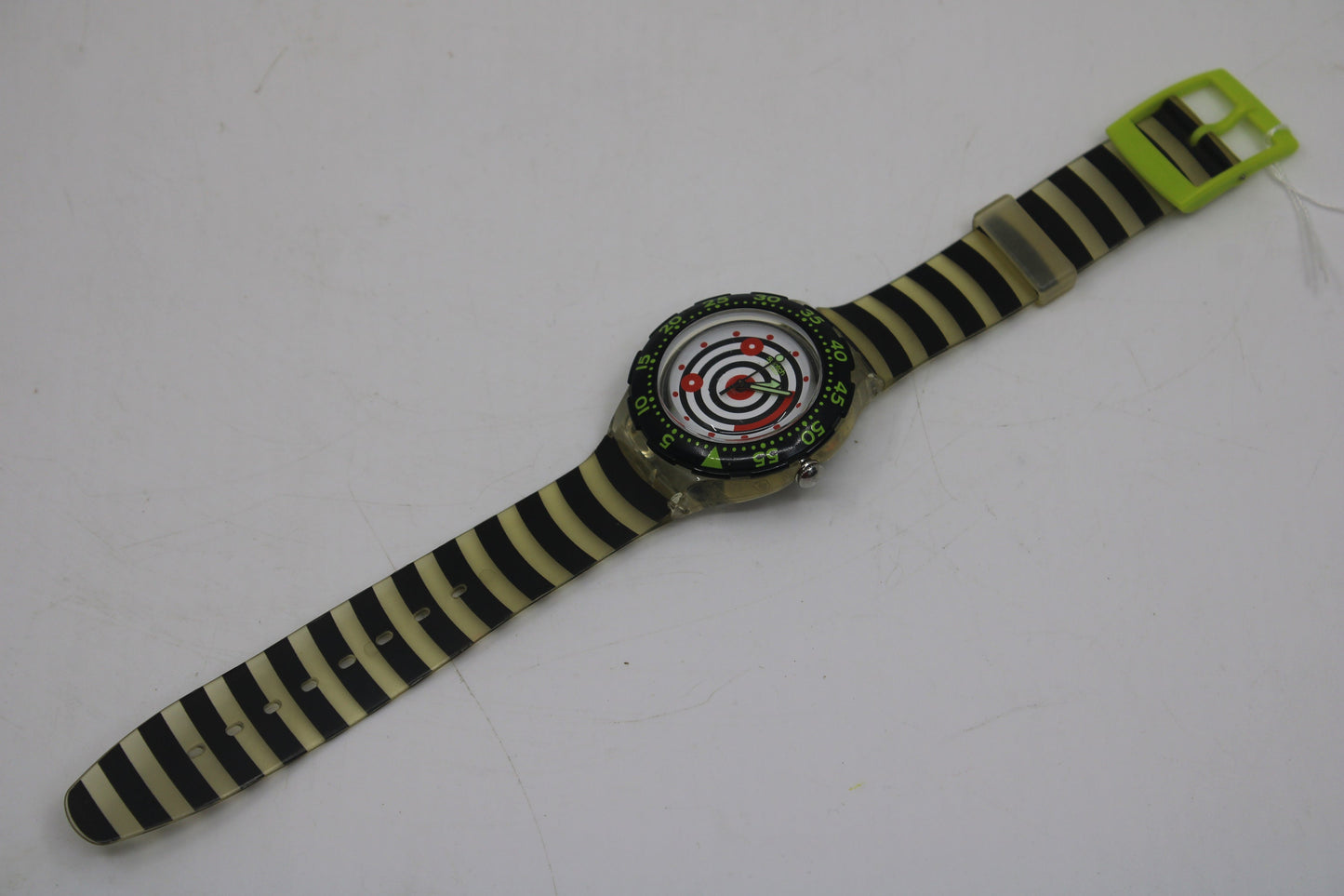 1996 Vintage Swatch Scuba 'Smile' SDK127, Mint or Unused Condition, Working 100%, Original Strap