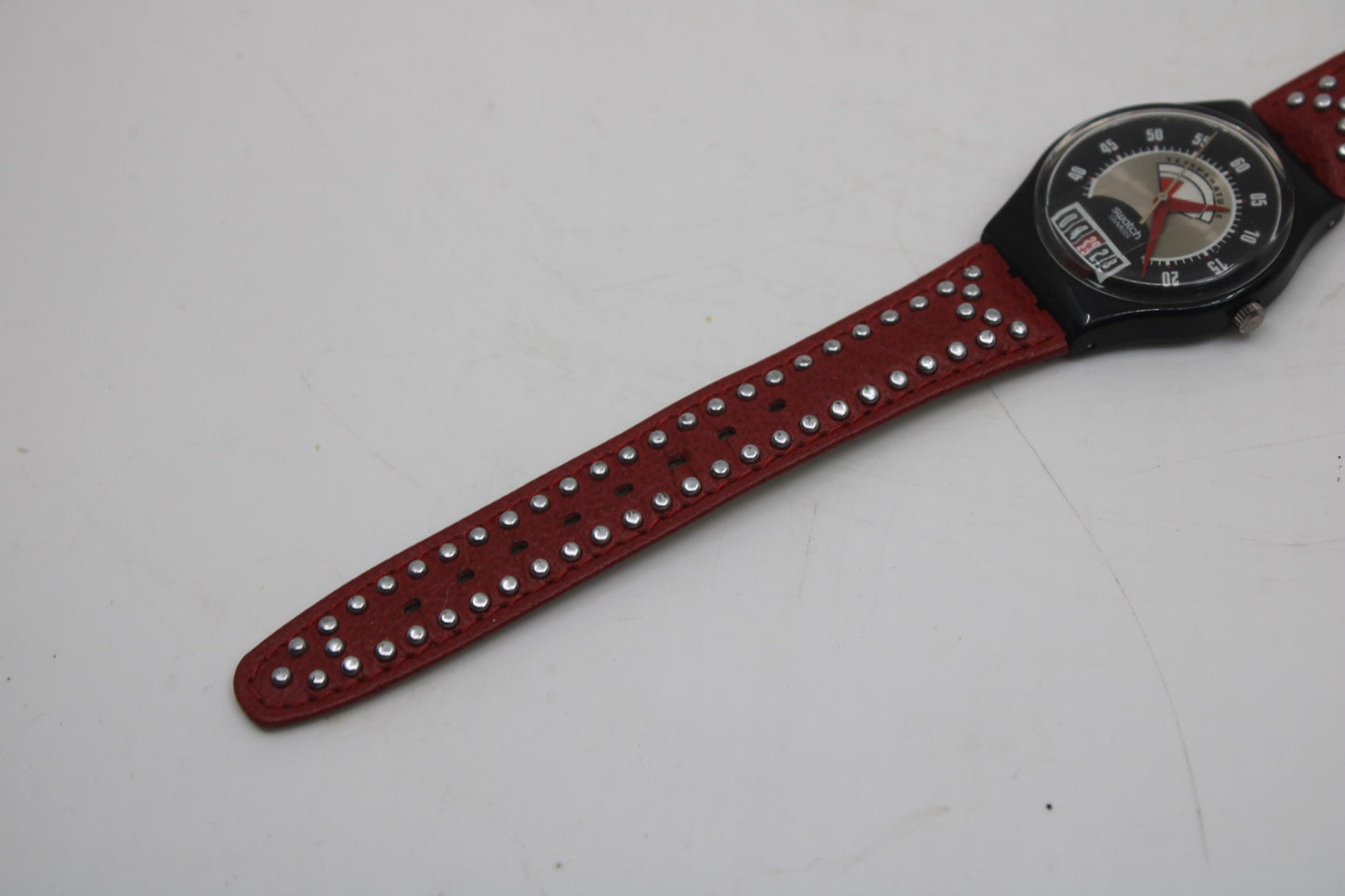 1995 Swatch Gents 'Red Flame' GB418, 100% working, Very Nice Used condition with the original strap