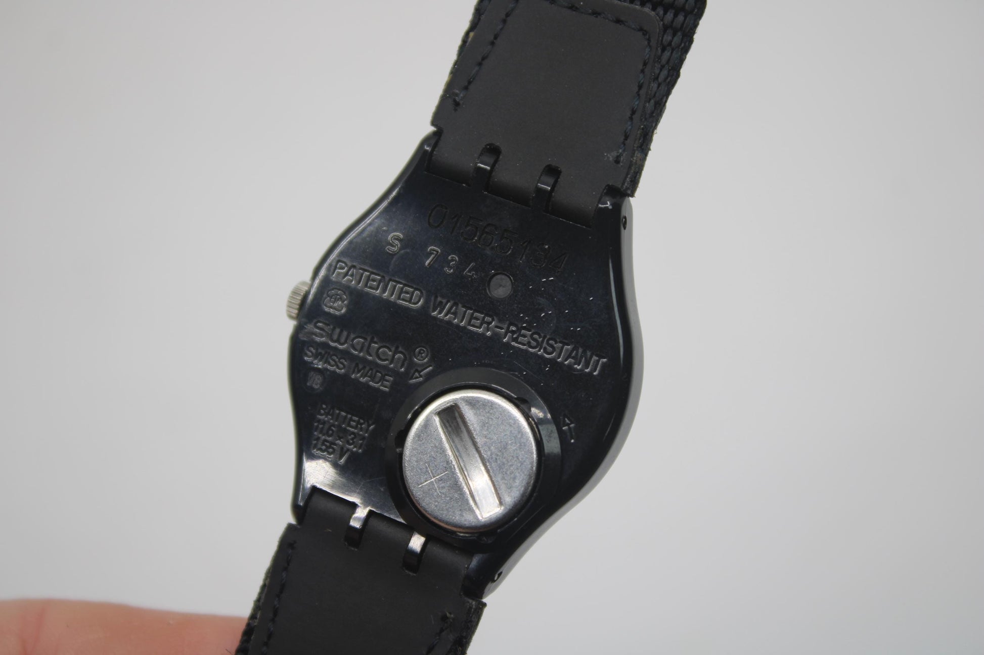 Vintage Gents Access Swatch 'Double Loop' SKB100, New Old Stock, Never Worn, Working 100%, Original Hook & Loop strap