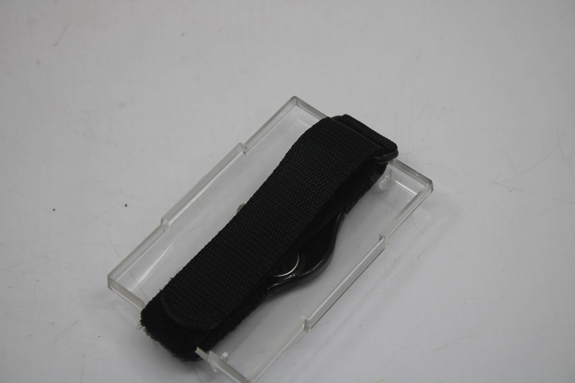 Vintage Gents Access Swatch 'Double Loop' SKB100, New Old Stock, Never Worn, Working 100%, Original Hook & Loop strap