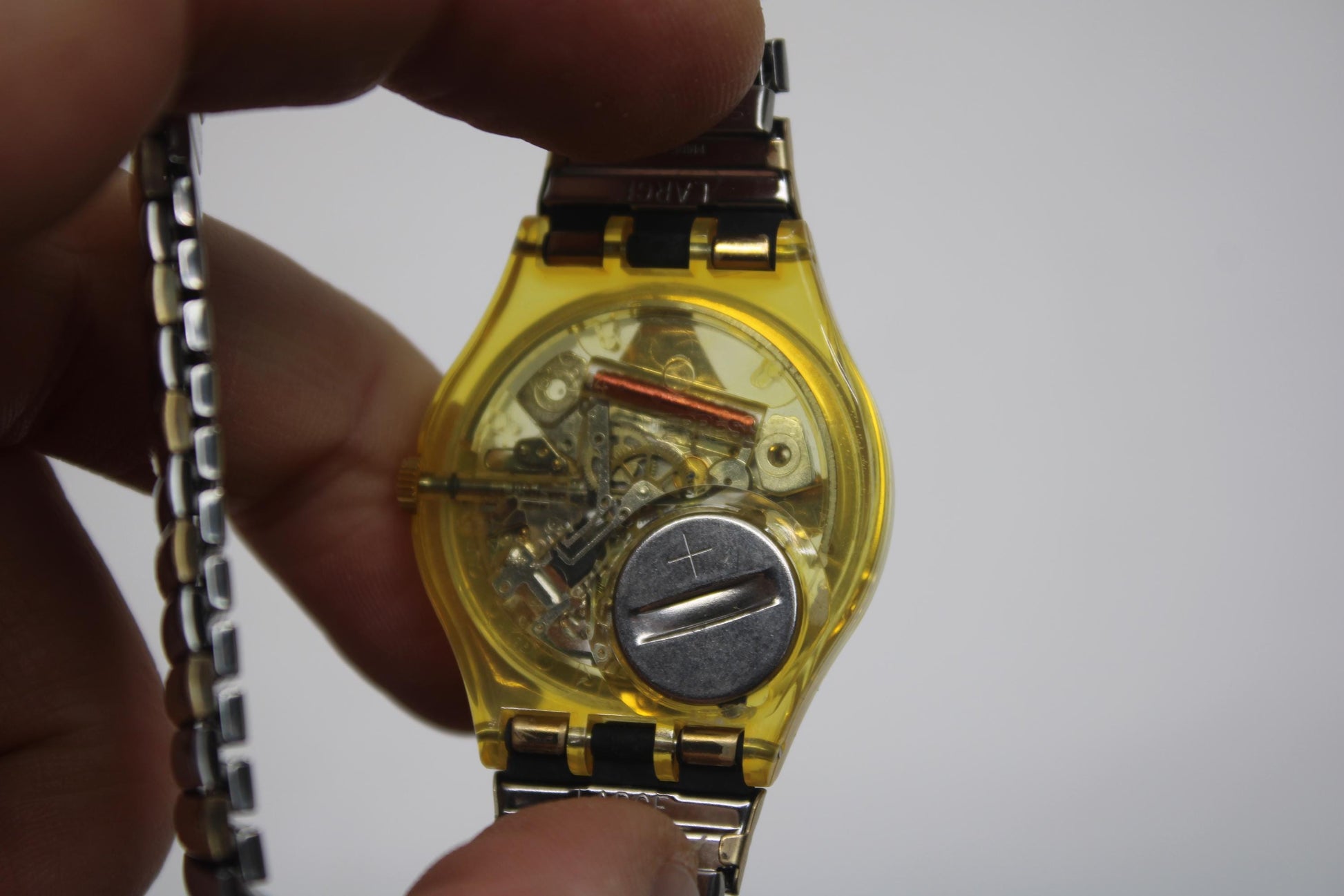Vintage Gents Swatch 'White Onyx' GK160/161, New Old Stock, Never Worn, working 100% with the original strap