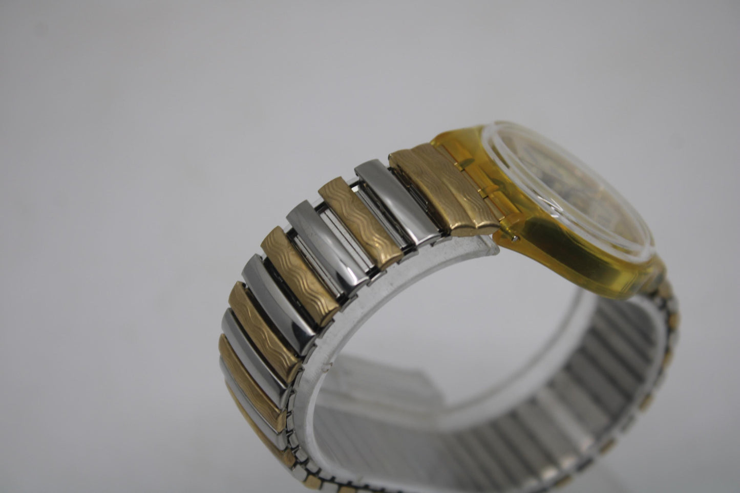 Vintage Gents Swatch 'White Onyx' GK160/161, New Old Stock, Never Worn, working 100% with the original strap