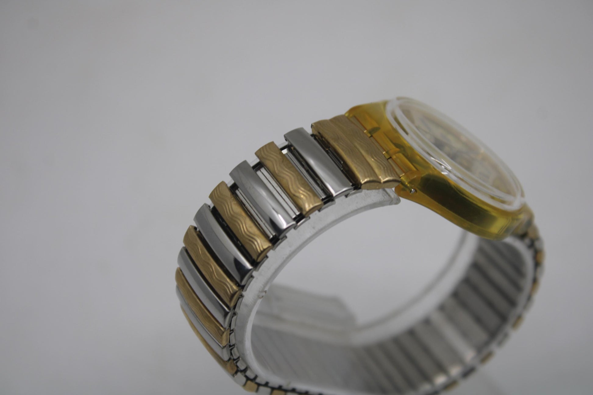 Vintage Gents Swatch 'White Onyx' GK160/161, New Old Stock, Never Worn, working 100% with the original strap
