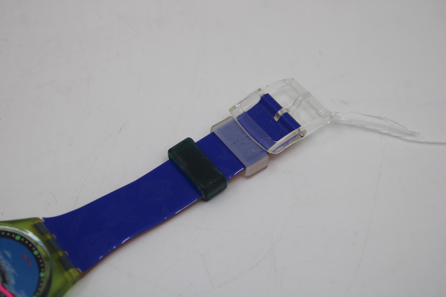 1992, Vintage Gents Swatch, 'Frische Fische' GG116, NEW old STOCK, working 100%, CRACKED strap