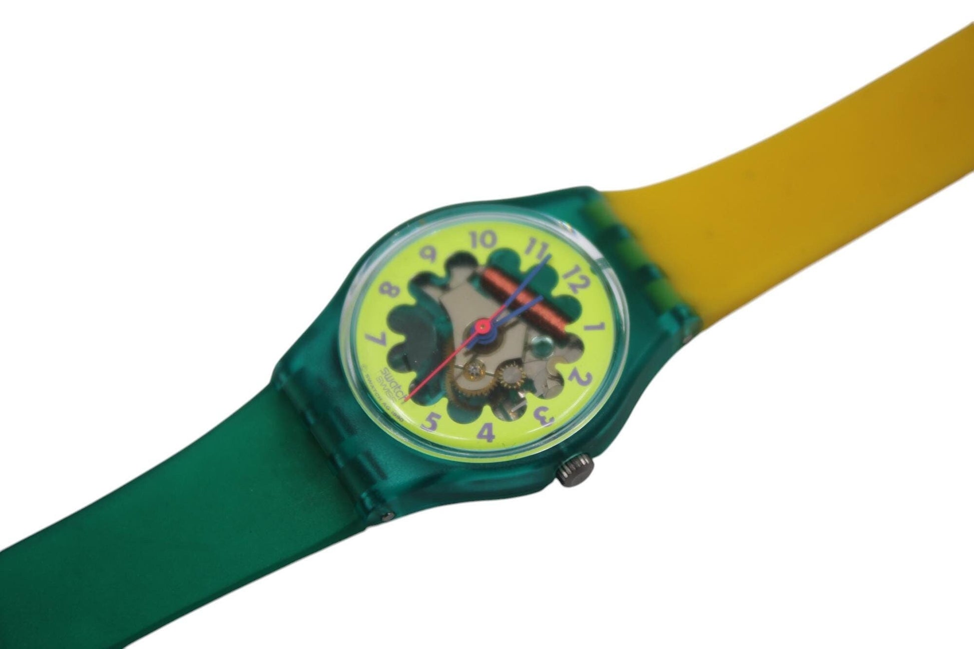 LL109 Dahlia 1991 Vintage Ladies Swatch