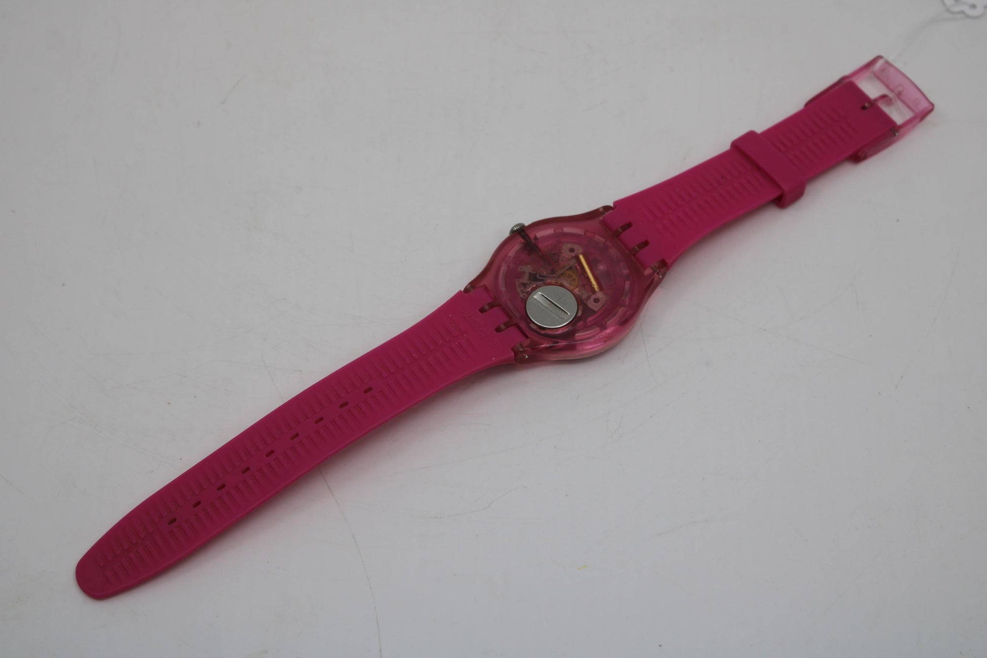 Vintage New Gents Swatch 'Pink Lacquered' SUOP100, in nice, used condition, working 100% with the original strap