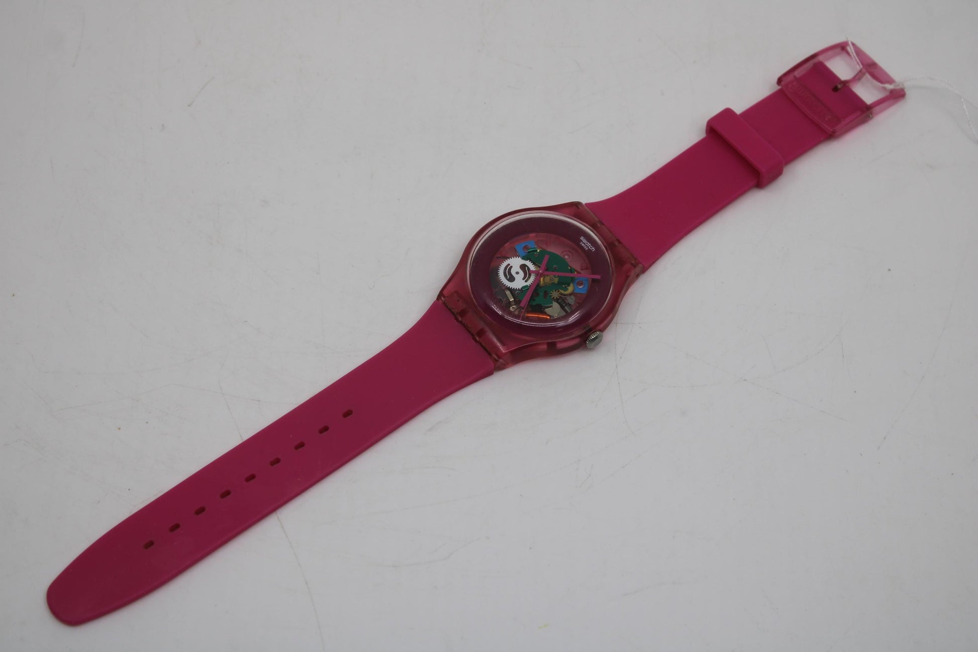 Vintage New Gents Swatch 'Pink Lacquered' SUOP100, in nice, used condition, working 100% with the original strap