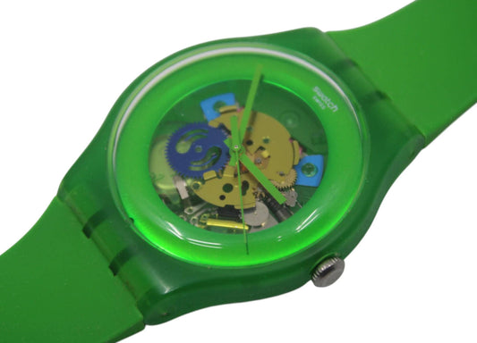 Green Lacquered, a nice new  gents, 41mm Swatch from the early 2000s, model number SUOG103
