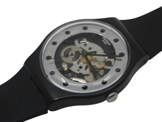 Vintage 41mm Swatch watch called the Silver Glam, model number SUOZ147