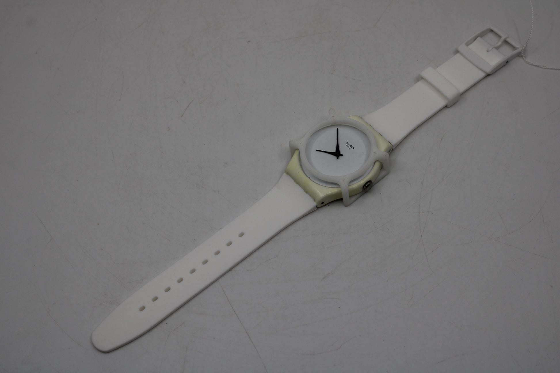 Swatch Watch 41mm New Gent 'Winged Watch' SUOZ103, Original strap, Working 100% Nice, Used Condition, Guard is included