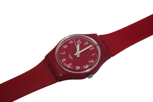 Bitter Cranberry Vintage ladies Swatch, LR124, NO box, working 100%, original long, double wrap strap