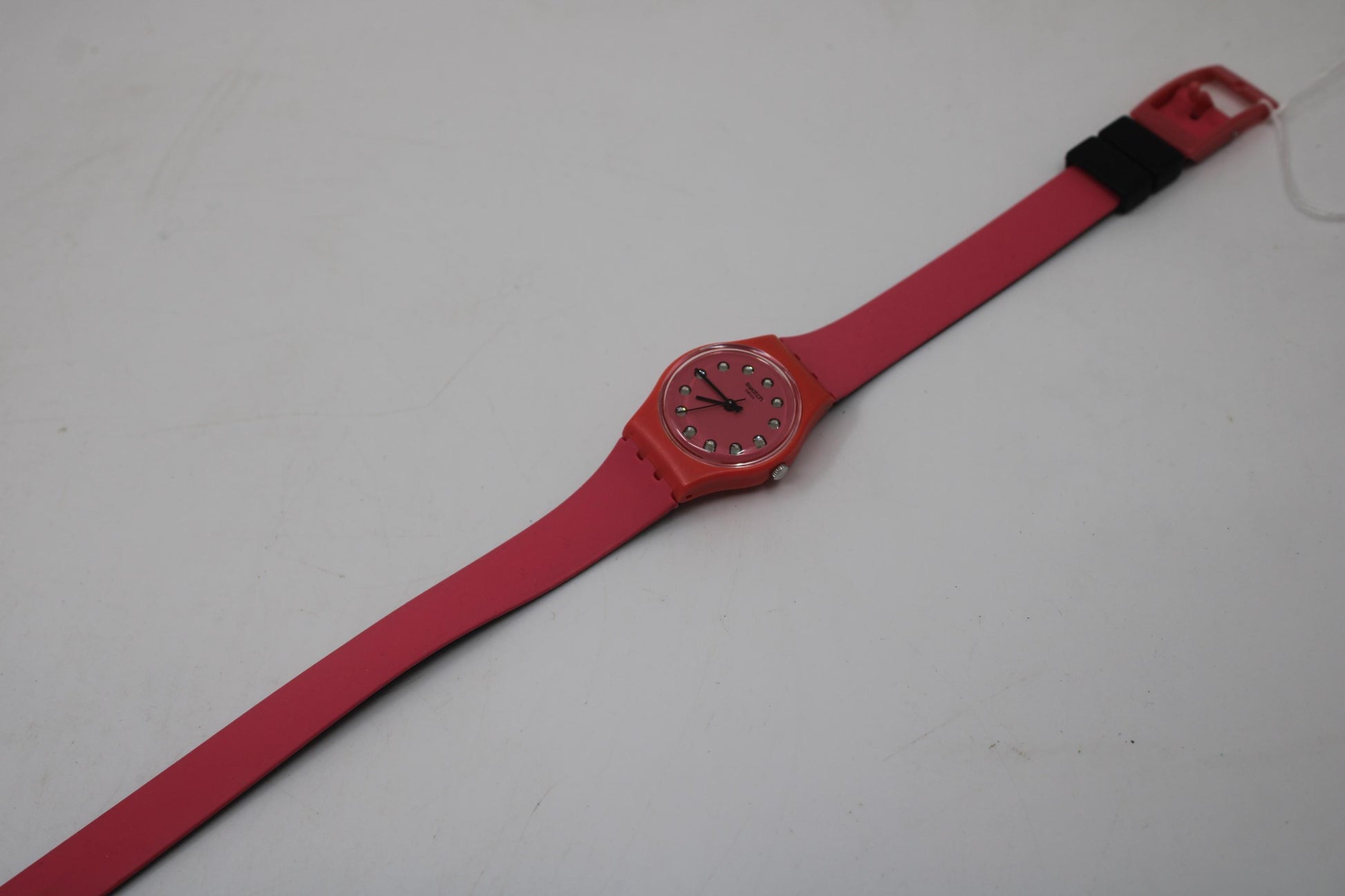 Vintage ladies Swatch, called Too Sun, LP134, NO box, working 100%, original long, double wrap strap