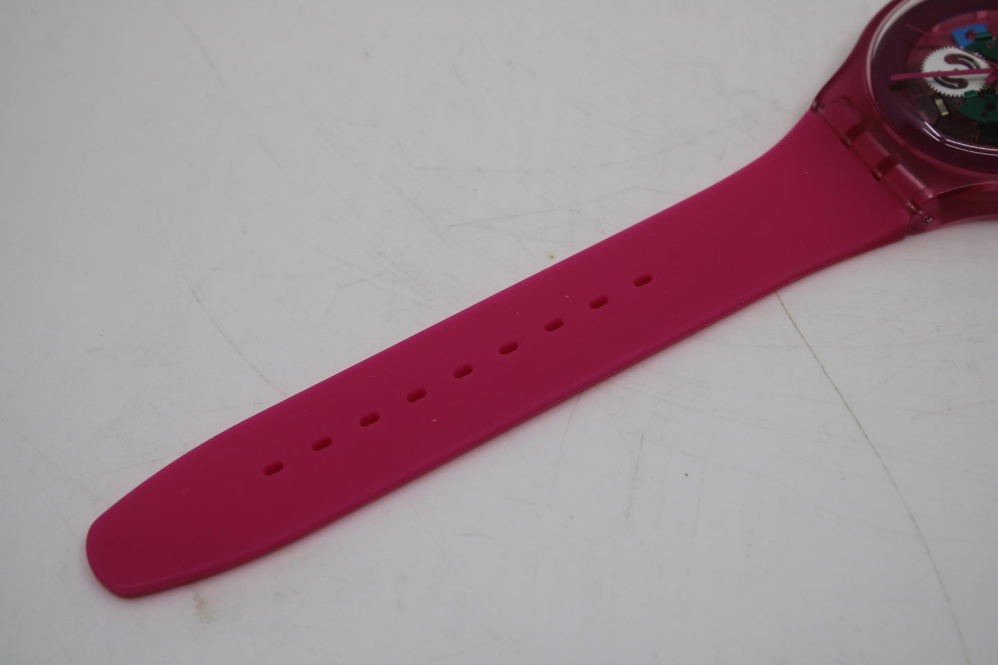 Vintage New Gents Swatch 'Pink Lacquered' SUOP100, in MINT condition, working 100% with the original strap