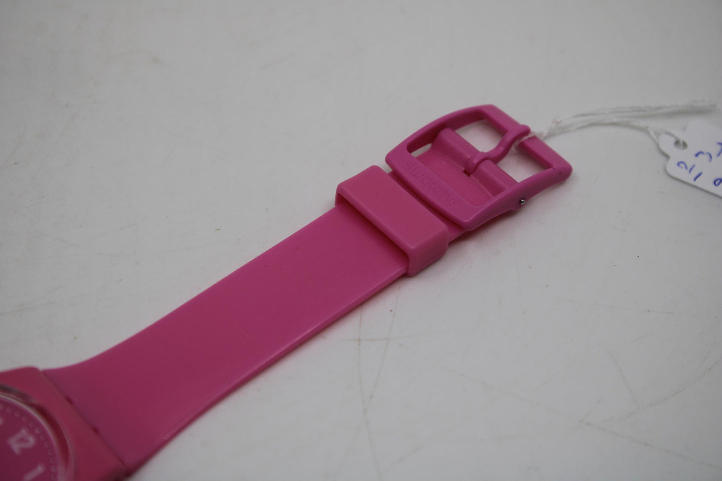 Mint 17mm Gents Swatch, Dragonfruit, GP128, in perfect working order!