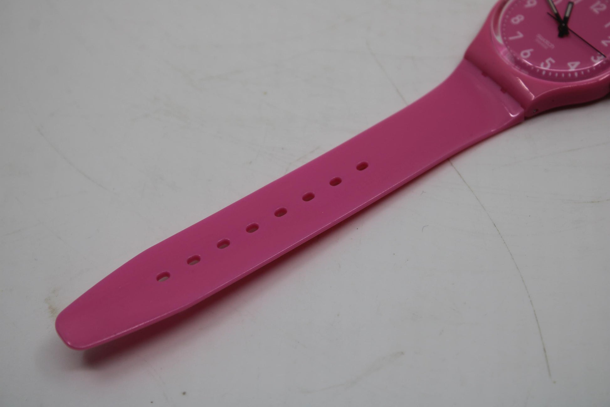 Mint 17mm Gents Swatch, Dragonfruit, GP128, in perfect working order!