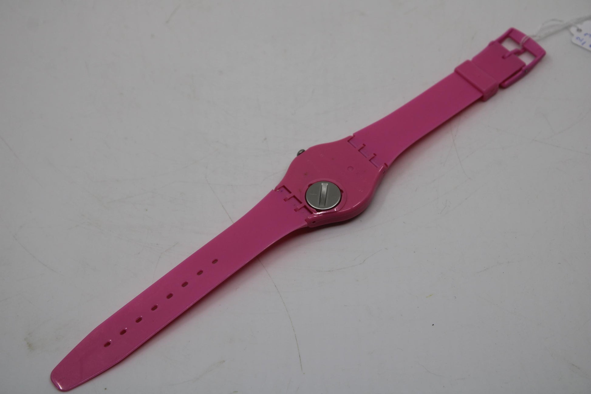 Mint 17mm Gents Swatch, Dragonfruit, GP128, in perfect working order!