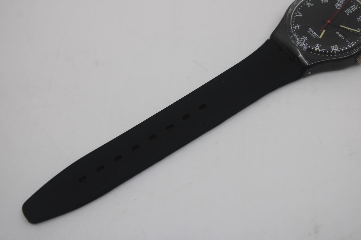 1991 Vintage Gents Swatch 'Genji' GB723, it is in a used condition, clock working fine with brandnew strap