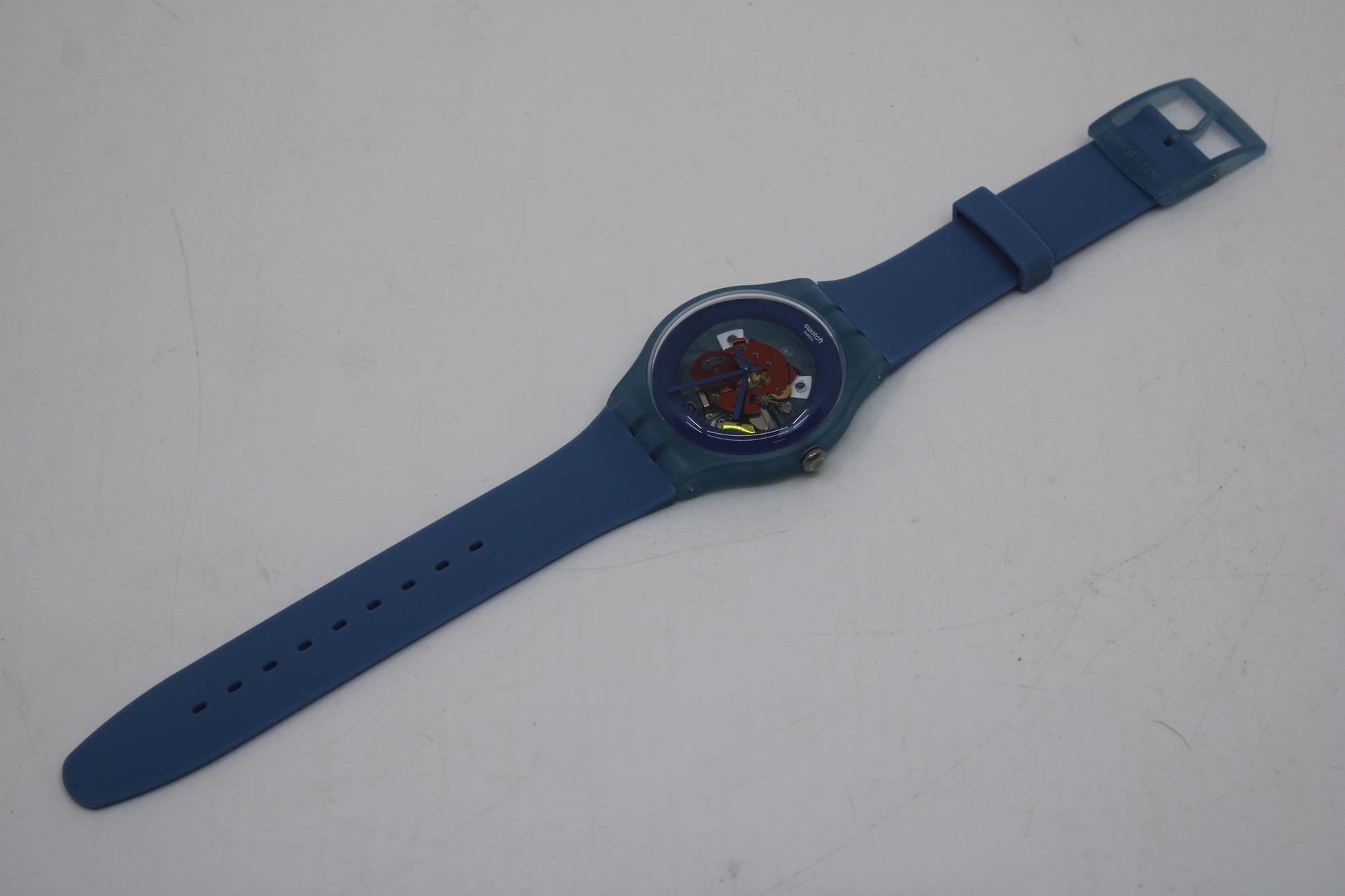 Vintage New Gents Swatch 'Blue Grey Lacquered' SUON102, in MINT condition, working 100% with the original strap