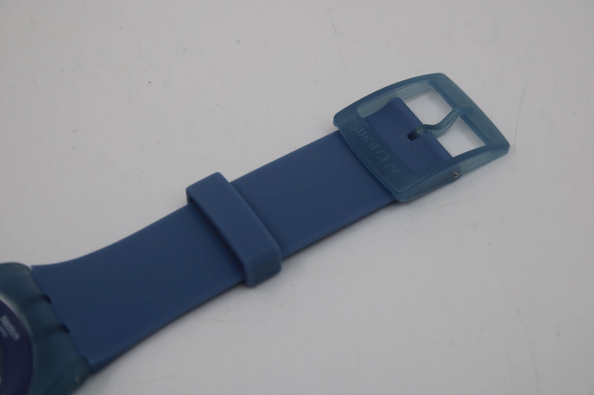 Vintage New Gents Swatch 'Blue Grey Lacquered' SUON102, in MINT condition, working 100% with the original strap