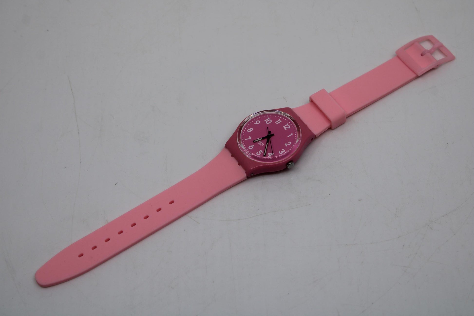 Mint 17mm Gents Swatch, Dragonfruit, GP128, in perfect working order!