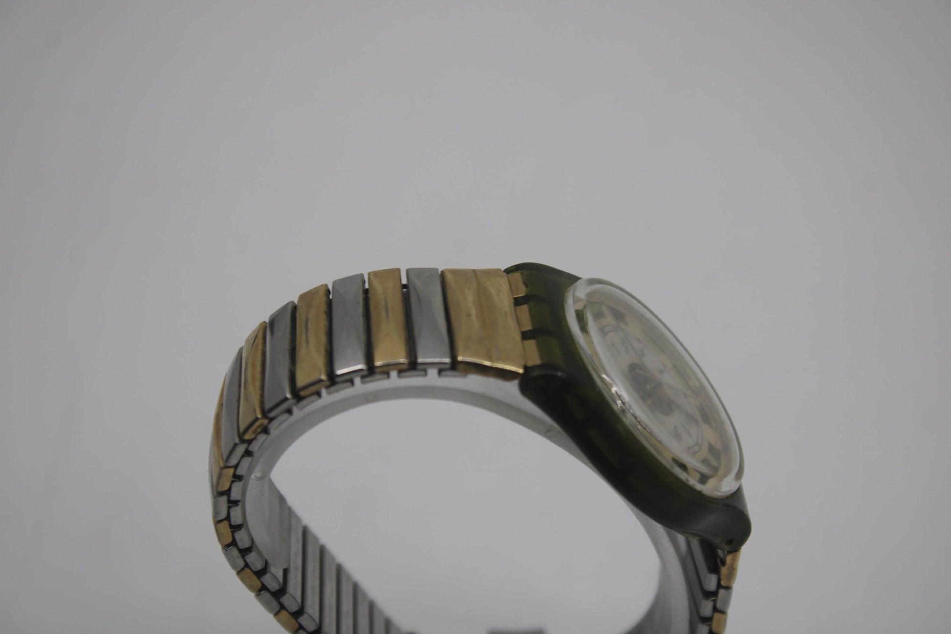 Vintage Gents Swatch, 'Green Shine', GG131, In Used Condition, Working fine, NO Box