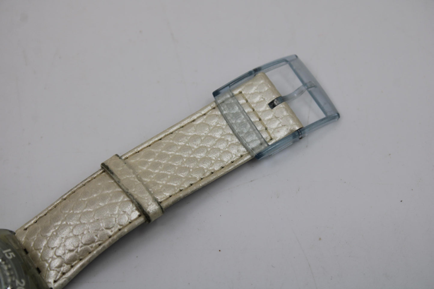 1994, Vintage Swatch Scuba 'Pearl Shell' SDK118, NO box, in Good, Working Condition, White Leather Strap