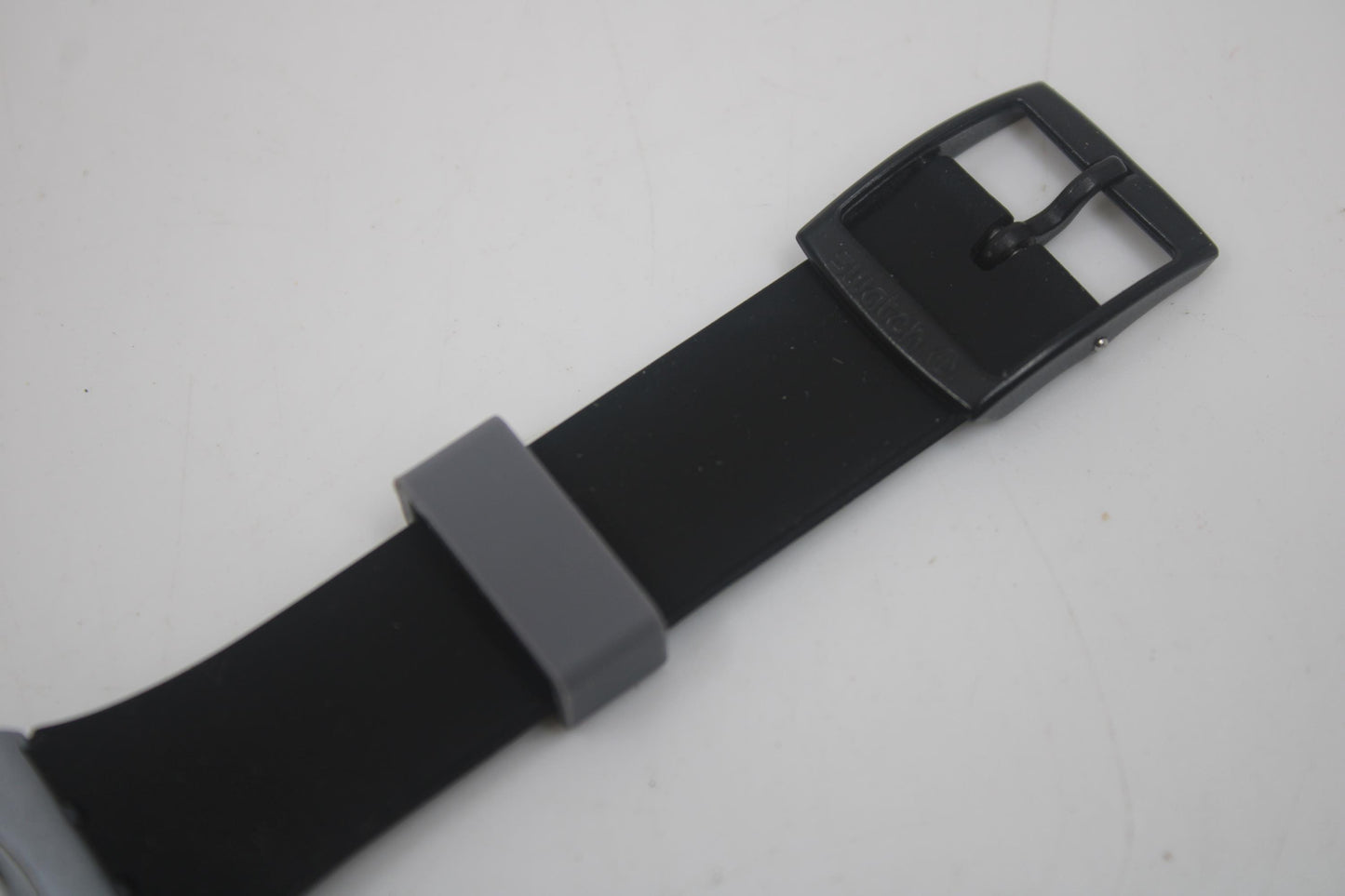 Vintage Gents Swatch 'Carodog' GM147, in nice used condition, brand new strap