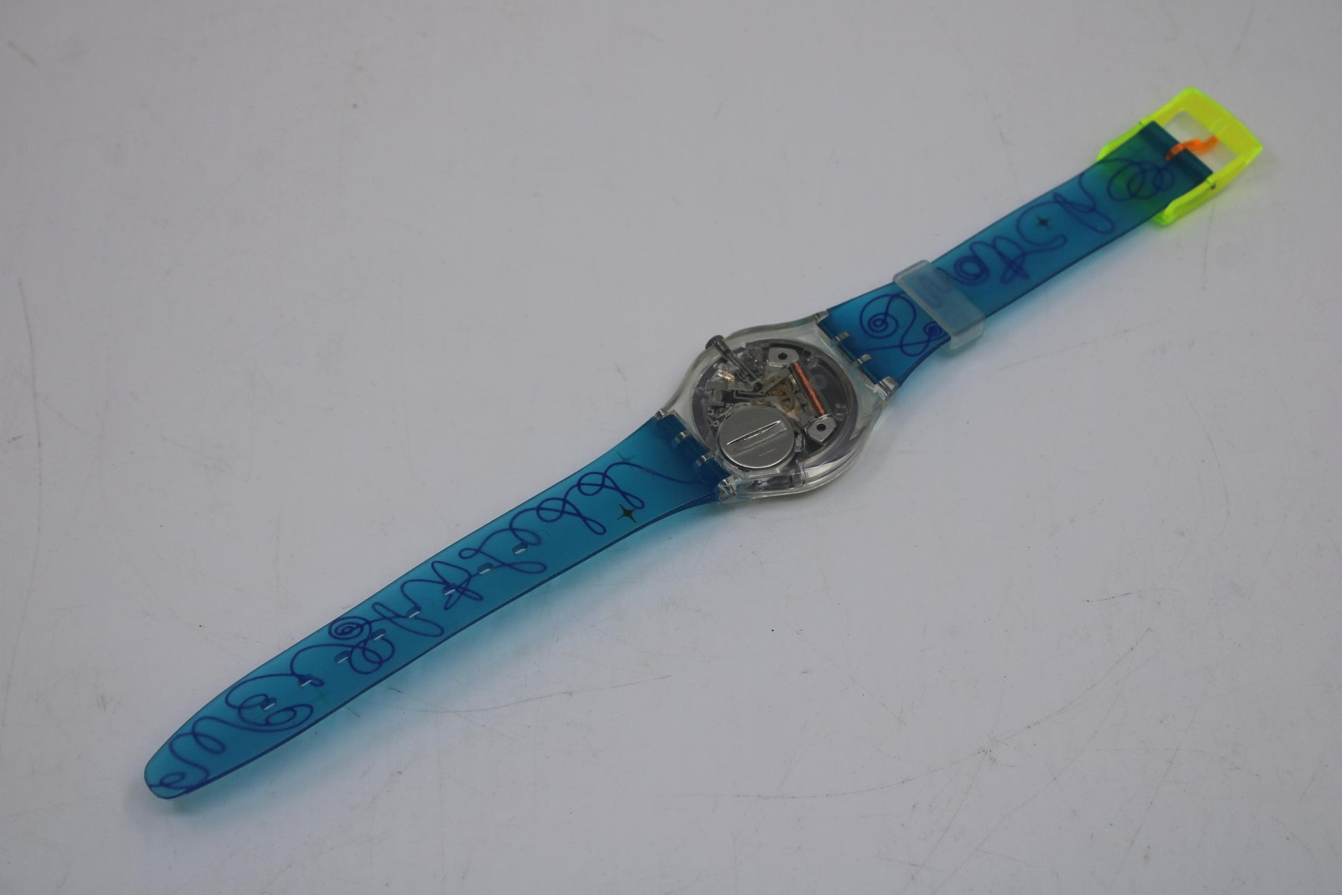 Swatch Gents GK229, 'Weightless' 100% working, Beautiful, Near Mint condition with the original strap