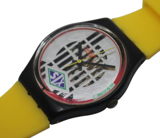 Vintage 90s 34mm Gents Swatch called Big Enuff, Model number GB151