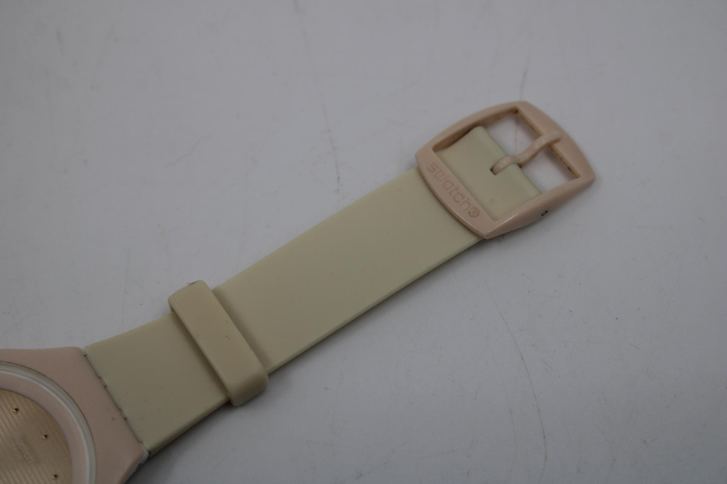 Skin Big Swatch 'Skin Skin' SVUT100, NO box, very good used condition, working fine with the original strap