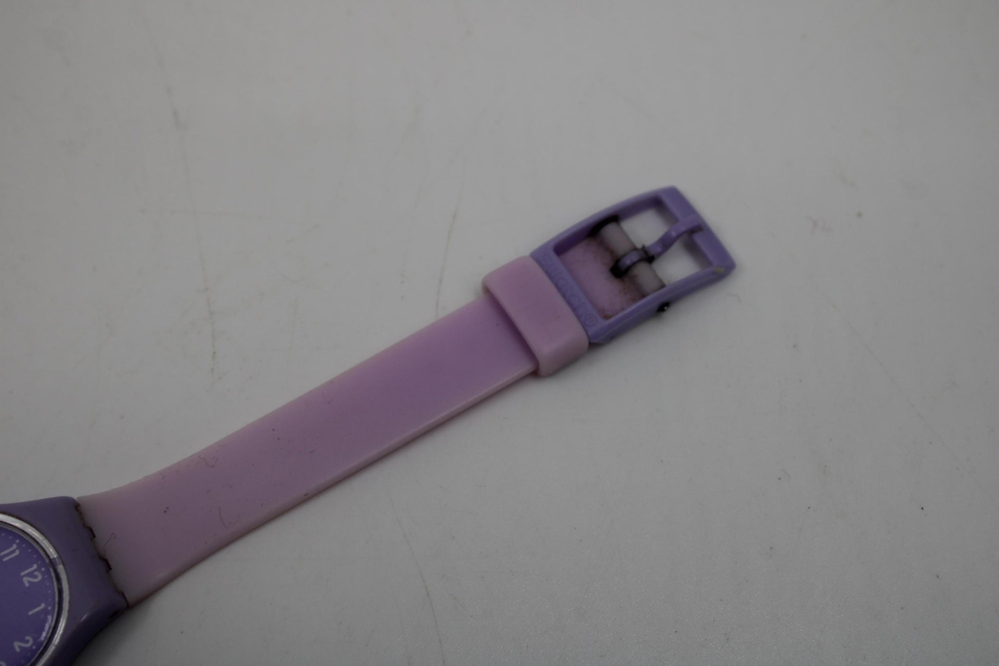 Berry Sorbet Vintage ladies Swatch, LV114, NO box, working 100%, original long strap