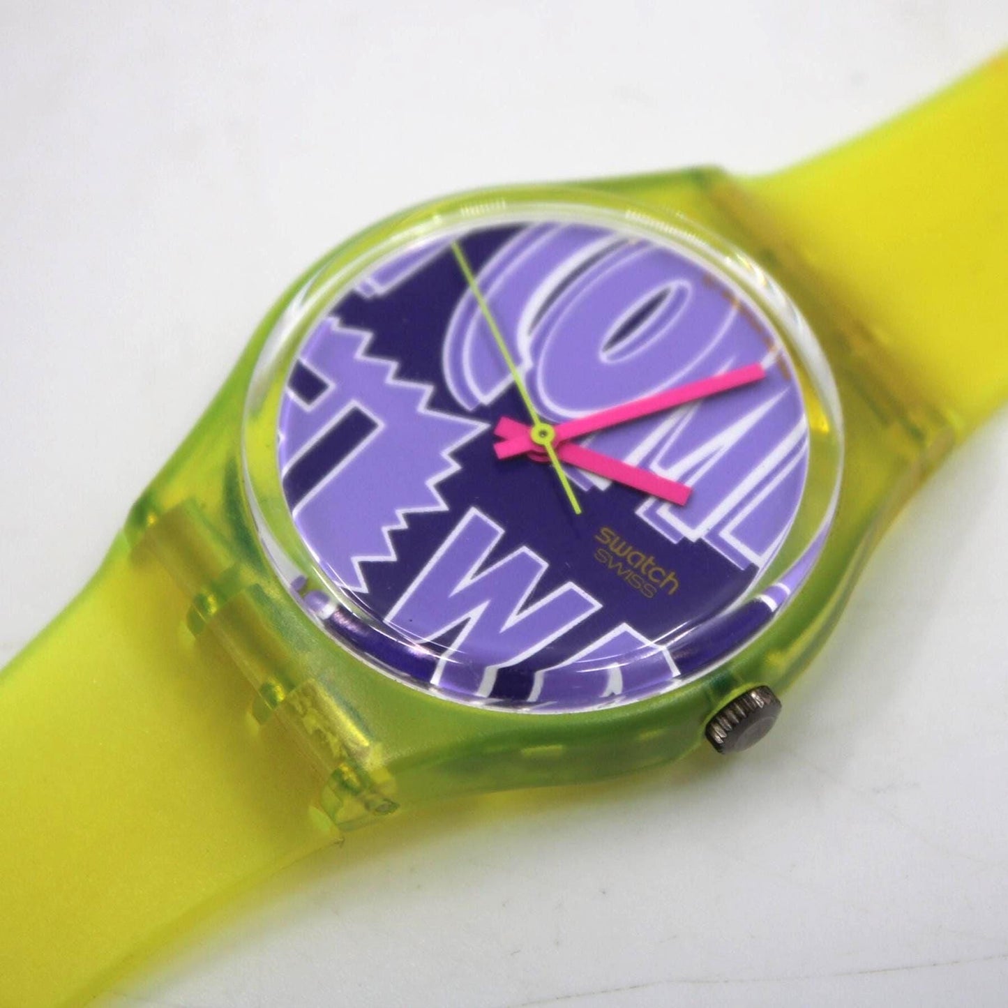 1990 Vintage Gents Swatch 'Robin' GJ103, New Old Stock, Unused Condition, working 100% with a NON-original brand new strap