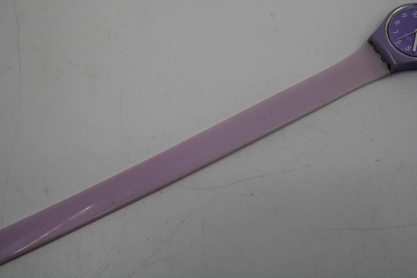 Berry Sorbet Vintage ladies Swatch, LV114, NO box, working 100%, original long strap