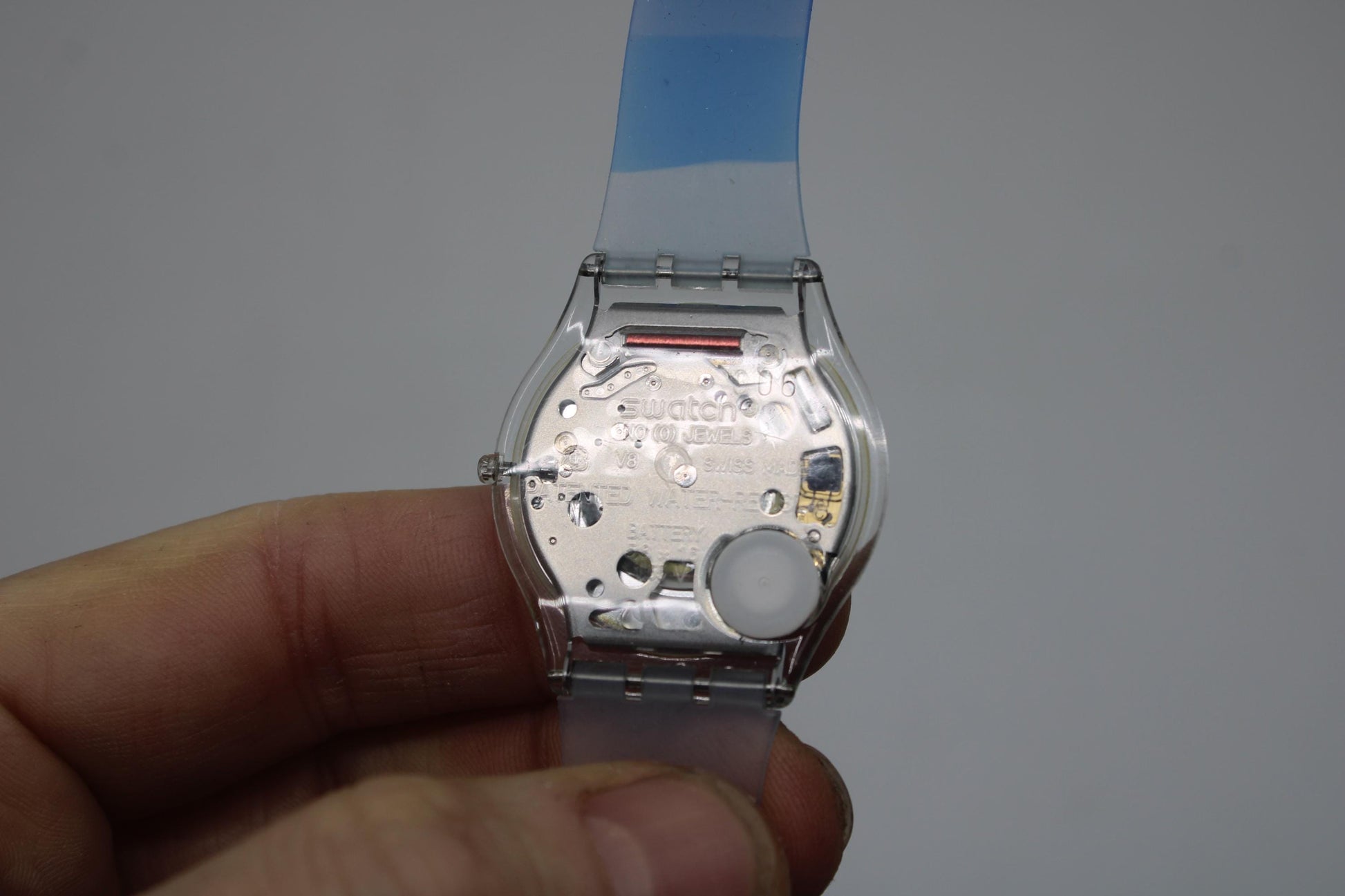 Vintage Skin Swatch 'Bludablu' SFK170, NO box, good, used condition, Watch is working fine, strap is original